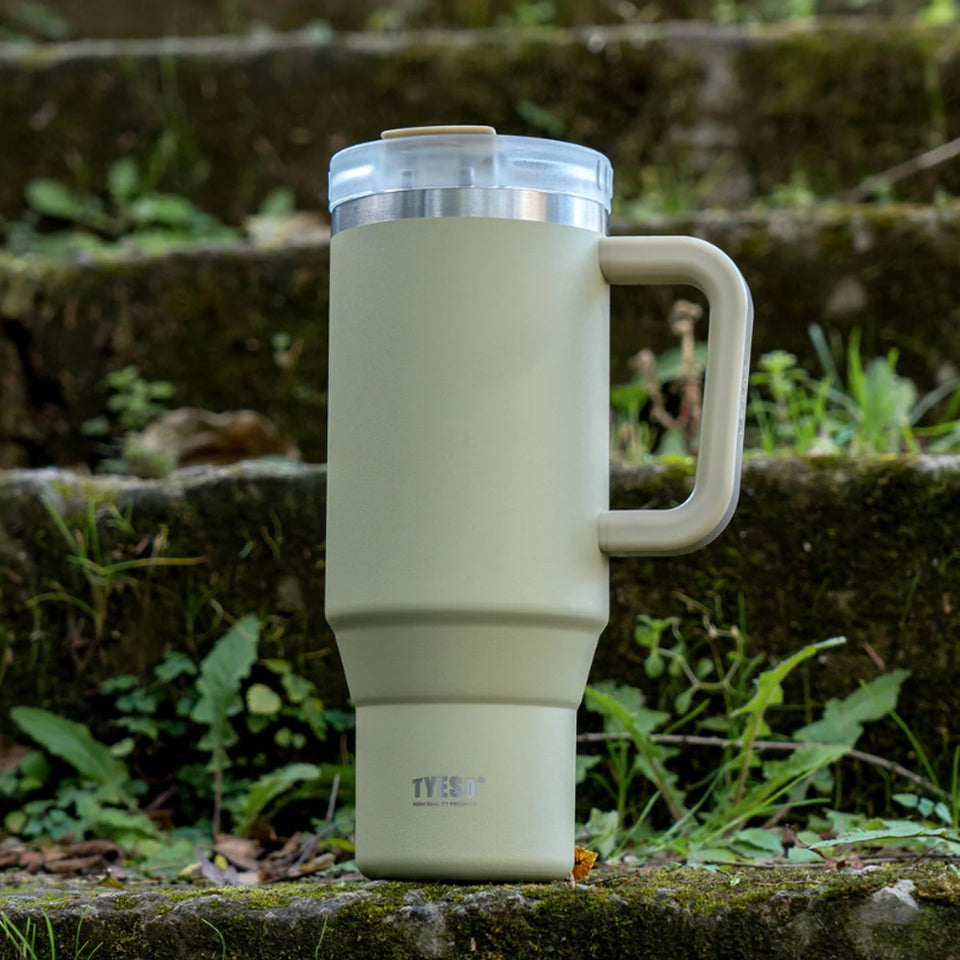 TYESO® Mega-Capacity Sill-Proof Stainless Steel Tumbler with Straw & Cleaning Brush (1200ml) (TS-8868)